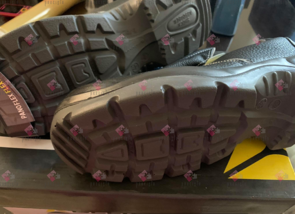 DELTA PLUS MONTBRUN S3 SAFETY SHOES